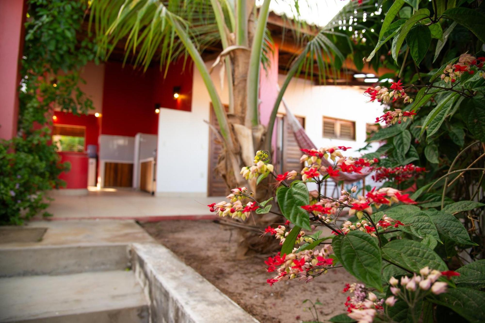 Casa Claudia Hotel Fortim Bagian luar foto