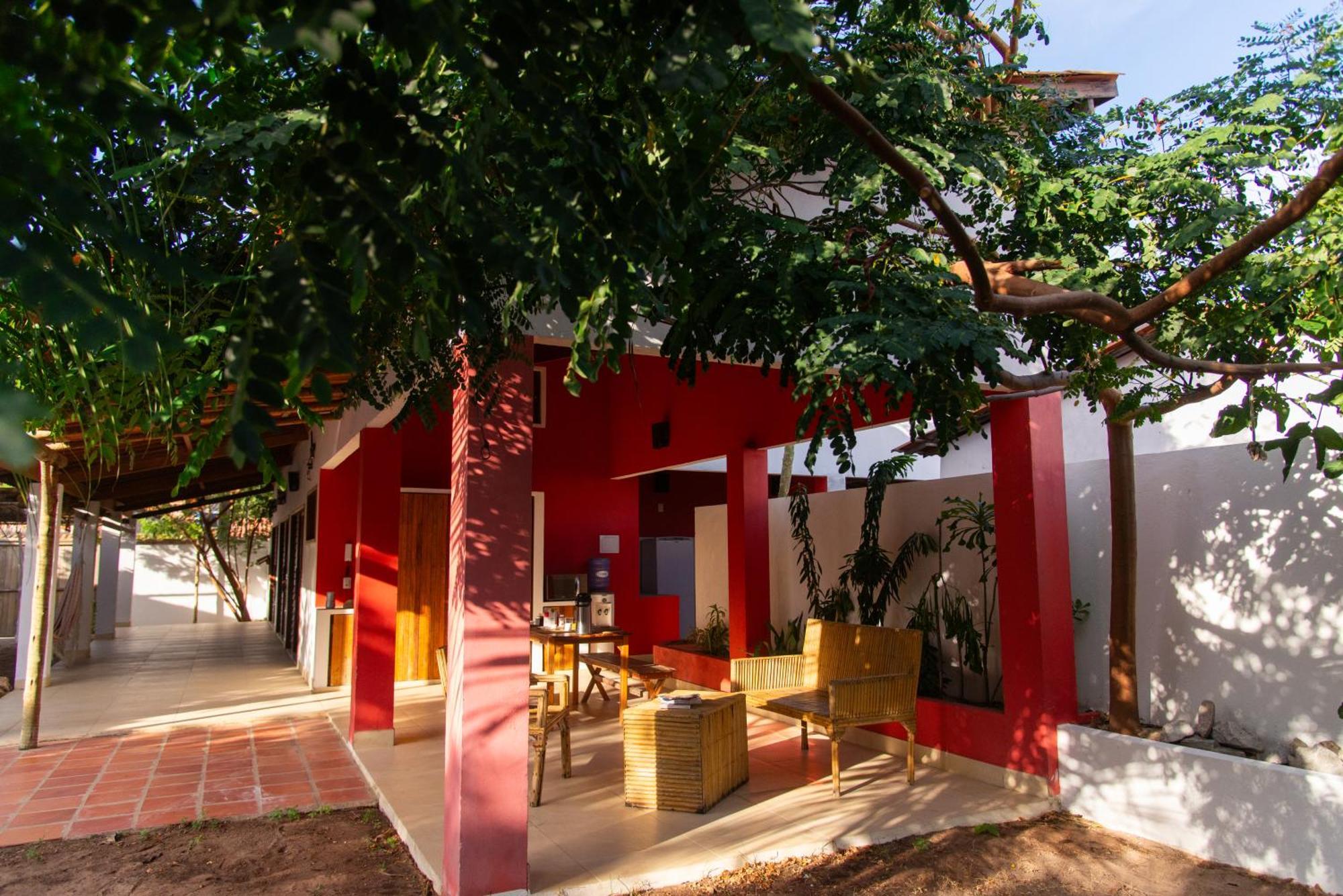 Casa Claudia Hotel Fortim Bagian luar foto